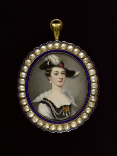 Portrait de jeune femme en costume by Anonymous