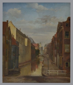 Achterklooster met de toren van het stadhuis aan de Kipstraat by Jan Bikkers