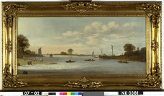 Riviergezicht met boten en vissers by Anonymous